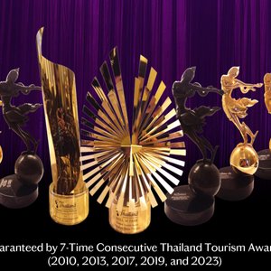 Tiffany's Show Pattaya Awards & Theatre (2).jpg