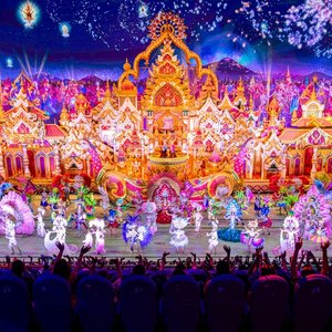 PHUKET :CARNIVAL MAGIC SHOW