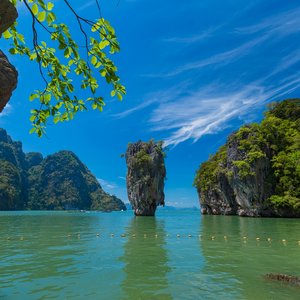 Phuket: Jamesbond Phanga Bay-Koh Naka Island Speed Boat by Love Andaman
