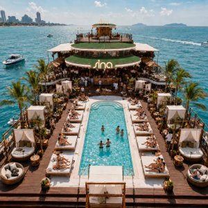   Pattaya : Sina Beach Club
