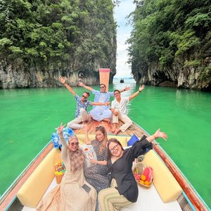 Krabi: Luxury Longtail Boat  Hong Island Tour  (Private)