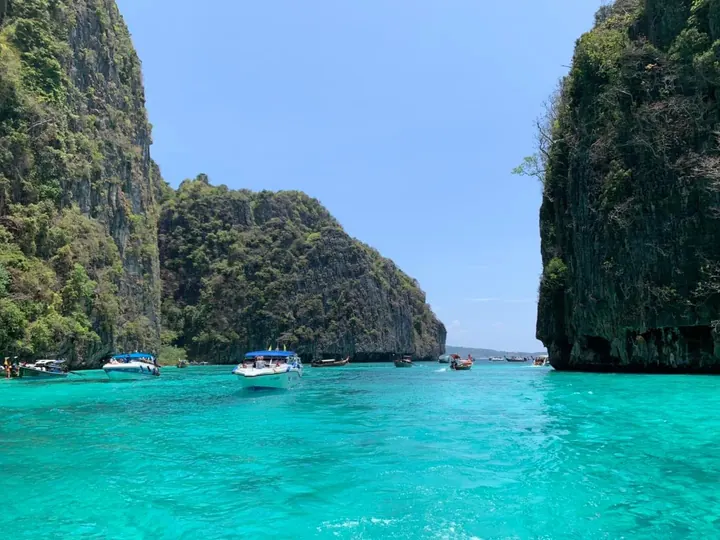 Phuket: Phi Phi Bamboo Island Tour by Speed Boat (Crystal)