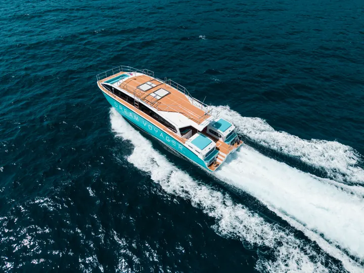 Phuket : Phi Phi Island Luxury High Speed Catamaran Dream Voyager